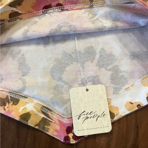 Free People Give Me More Women’s Short Sleeve Crop Top Floral Print Size XS - Picture 7 of 10
